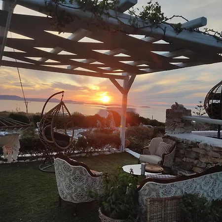 Zephyrus Sunset House